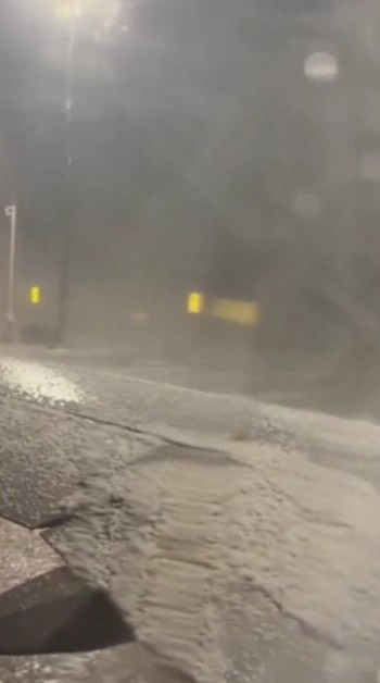 Κίνα: Χαλαζοθύελλα στην Κουνμίνγκ, ζημιές σε σπίτια και αεροδρόμιο