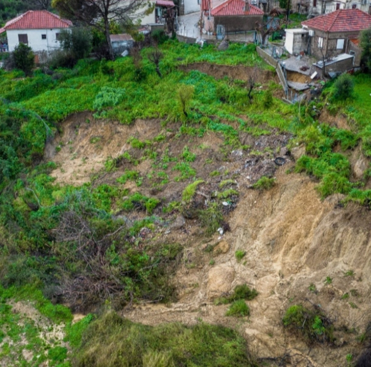 Γιατί αυξάνονται οι κατολισθήσεις: Πώς ο συνδυασμός βροχής και...