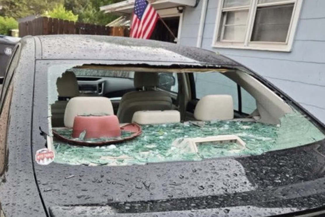 ΗΠΑ: Γιγαντιαίο χαλάζι πλήττει το Αρκάνσας, καταστρέφοντας αυτοκίνητα...