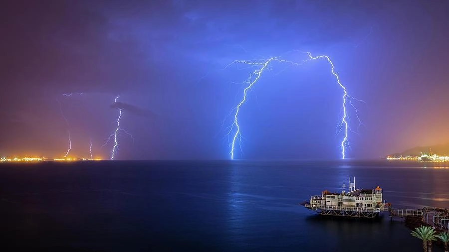 Καταιγίδες σε μεγάλο τμήμα της χώρας - Πρόγνωση καιρού Ελλάδας για Δευτέρα 04/11/19