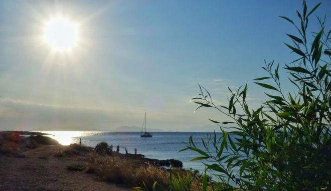 Πανελλαδική πρόγνωση καιρού 11-12/5/2020 – Περαιτέρω άνοδος της θερμοκρασίας, μυρωδιά καλοκαιριού σε όλη την χώρα