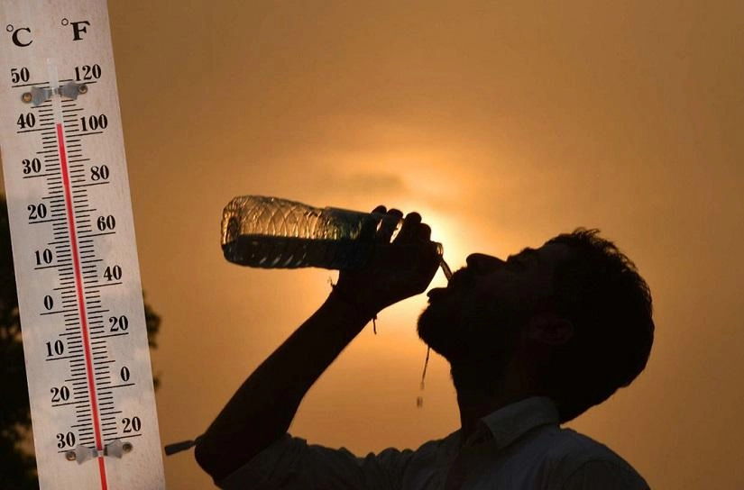 Στους 41°C το θερμόμετρο στην Κρήτη και στην Μεσσηνία σήμερα. Δείτε πού σημειώθηκαν οι υψηλότερες θερμοκρασίες.
