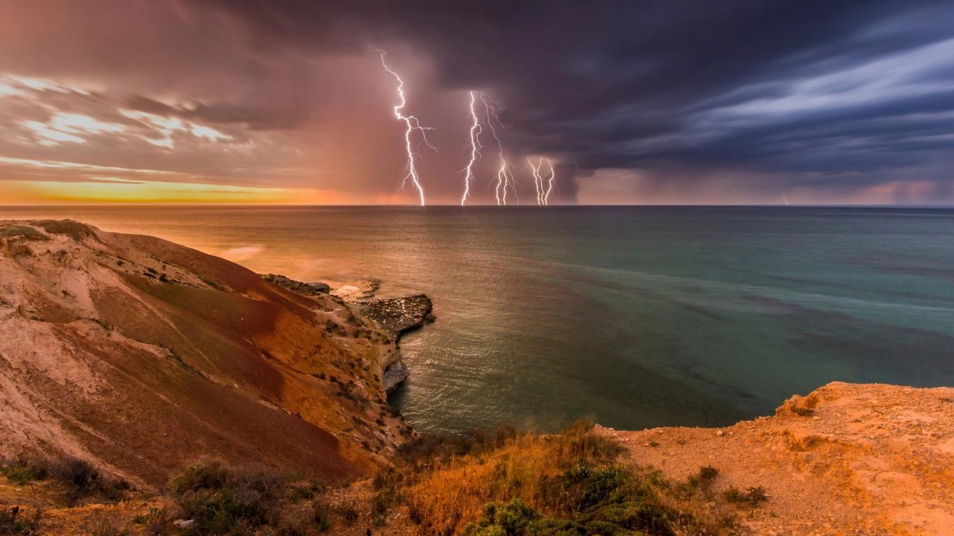 Καταιγίδες σε μεγάλο τμήμα της χώρας - Πρόγνωση καιρού Ελλάδας για Τετάρτη 17-06-20