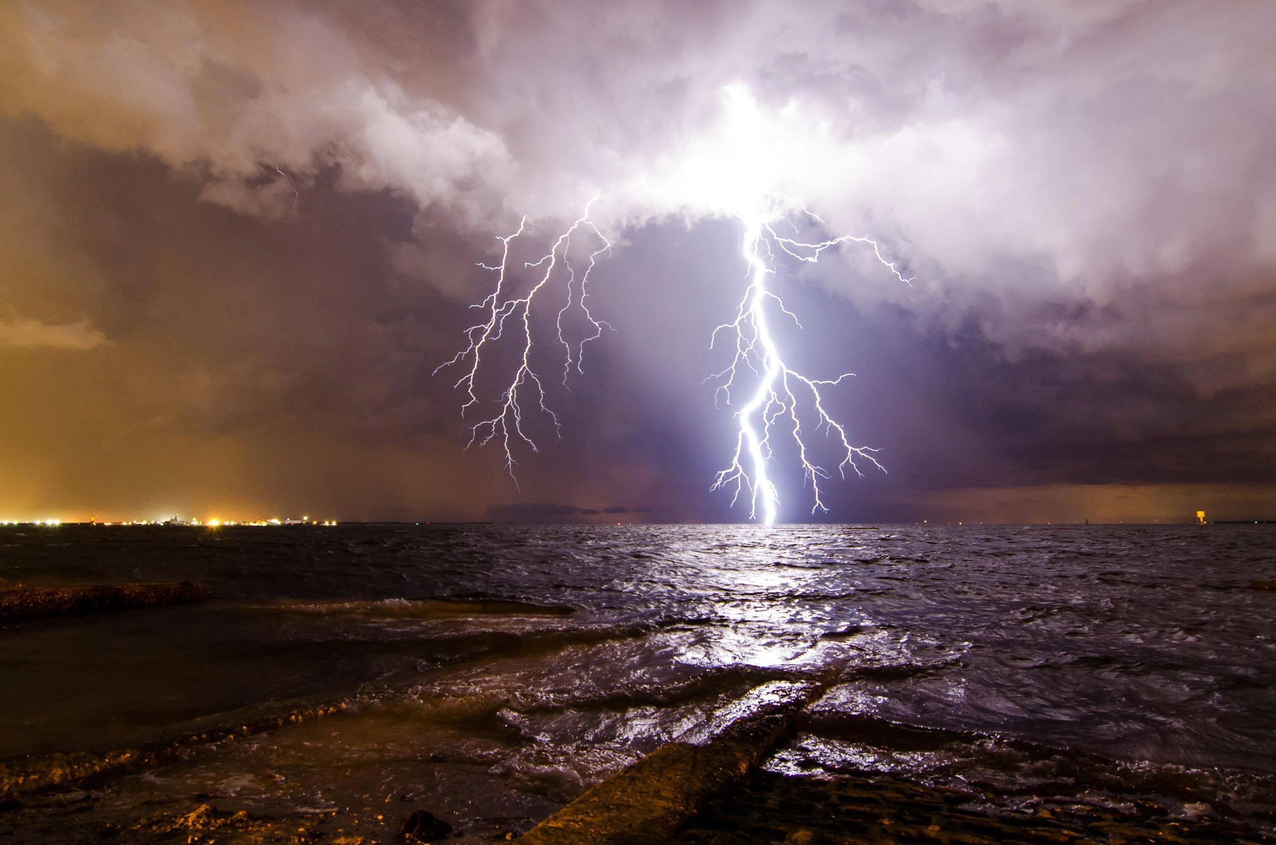 Νέος κύκλος κατά τόπους ισχυρών καταιγίδων - Πρόγνωση καιρού Ελλάδας για Τρίτη 23-06-20
