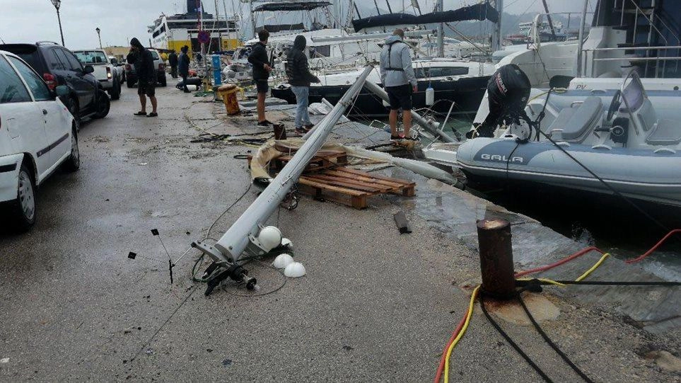 Ιανός: Όλο το καταστροφικό του πέρασμα από Κεφαλονιά, Ιθάκη, Λευκάδα και Ζάκυνθο (pic, video)