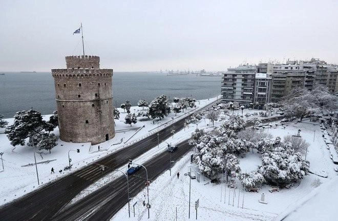 Πυκνές χιονοπτώσεις στη Θεσσαλονίκη για αύριο Κυριακή