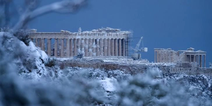 Χιονοπτώσεις και στο κέντρο της Αθήνας αύριο Δευτέρα
