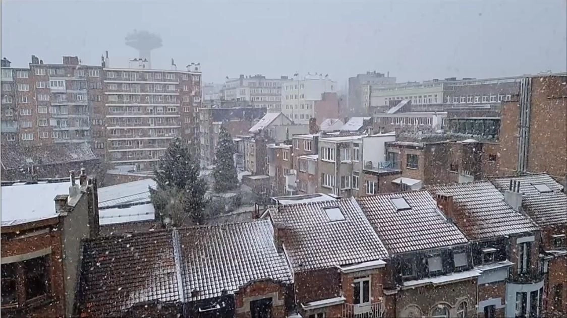 Χιονοπώσεις σε πεδινές περιοχές της Ευρώπης.