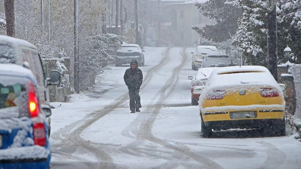 Χιονοπτώσεις σε χαμηλά υψόμετρα στη βόρεια Ελλάδα και βροχές στα πεδινά αύριο Πέμπτη.