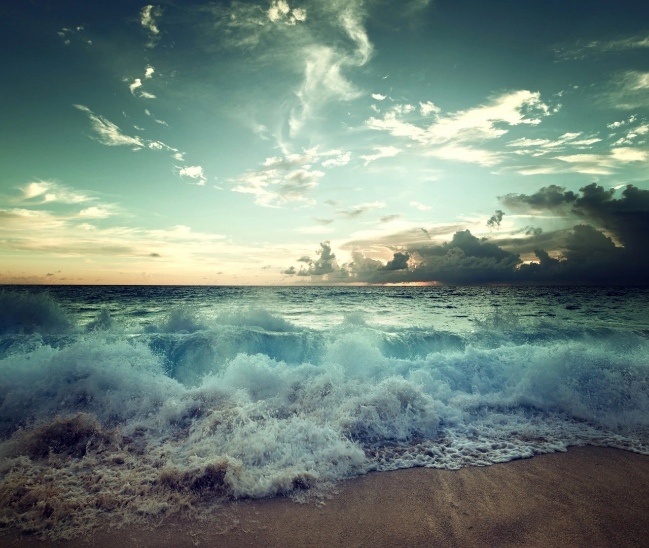 🌦️ Παροδικά αυξημένες νεφώσεις στα κεντρικά και νοτιοδυτικά με τοπικές βροχές / στα υπόλοιπα αίθριος καιρός αύριο Κυριακή 16-01-22