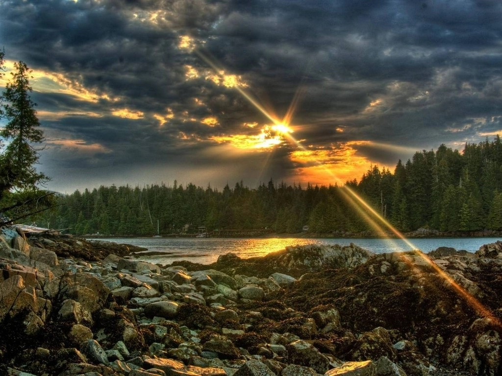 Τοπικά φαινόμενα στα δυτικά, το ανατολικό Αιγαίο και τα νότια για αύριο Δευτέρα.