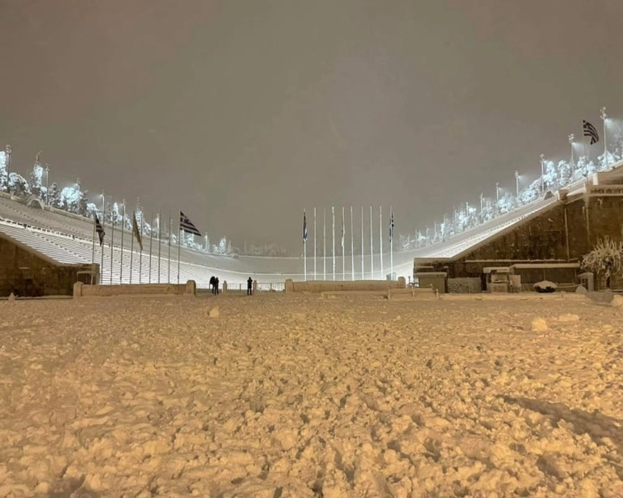 Συνέχιση των χιονοπτώσεων στην Αττική, για αύριο τρίτη