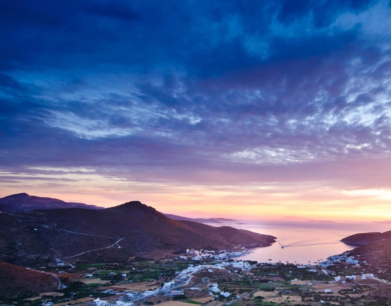 Αίθριος γενικά καιρός με τοπικές βροχές και καταιγίδες στα ορεινά. Δελτίο καιρού 26/5/2022