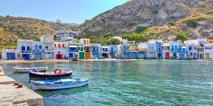 Ηλιοφάνεια με λίγες νεφώσεις στα Ηπειρωτικά. Σταδιακή άνοδος της θερμοκρασίας σε όλη την χώρα. Δελτίο καιρού 21/6/2022