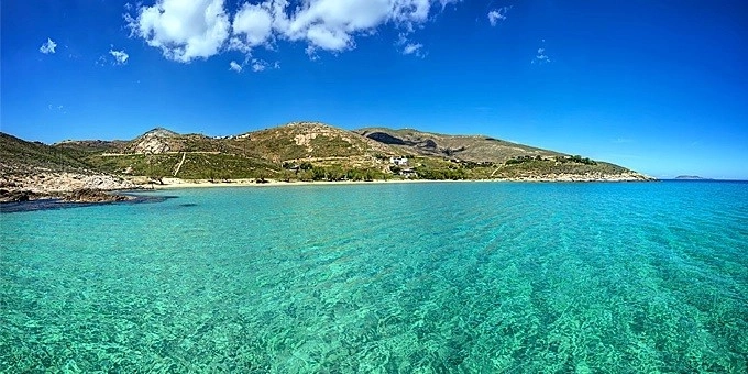 Ηλιοφάνεια με λίγες τοπικές μπόρες στα βόρεια. Δελτίο καιρού 30/7/2022