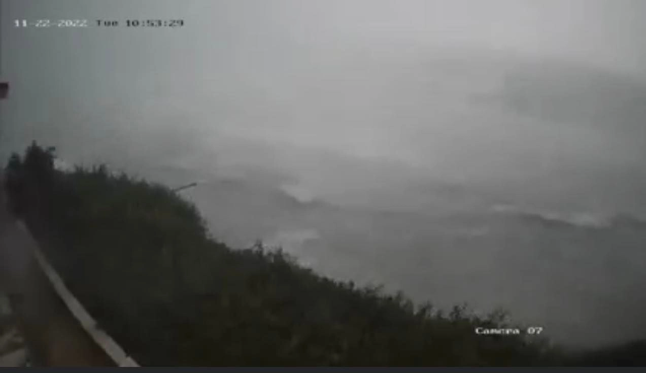 Κέρκυρα : Υδροστρόβιλος καταγράφηκε από κάμερα ασφαλείας στην περιοχή Αγίου Γεωργίου Αργυράδων