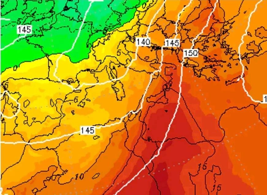 Έντονο κύμα ζέστης στη λεκάνη της Μεσογείου με τον υδράργυρο στη Σικελία να αγγίζει τους 30 βαθμούς κελσίου