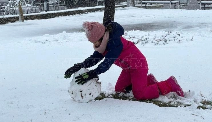 Κλειστά τα σχολεία στην Αττική την Δευτέρα - Κλειστά επίσης αύριο και τα καταστήματα στην Βόρεια Αττική εκτός σούπερ μάρκετ και φαρμακείων