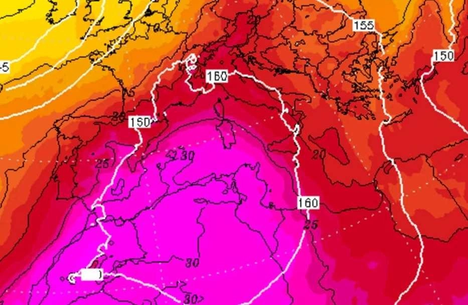 Καύσωνας στην Μεσόγειο : Στους 49 βαθμούς η θερμοκρασία στην Τυνησία - Ρεκόρ ελάχιστης θερμοκρασίας όλων των εποχών στην Αλγερία