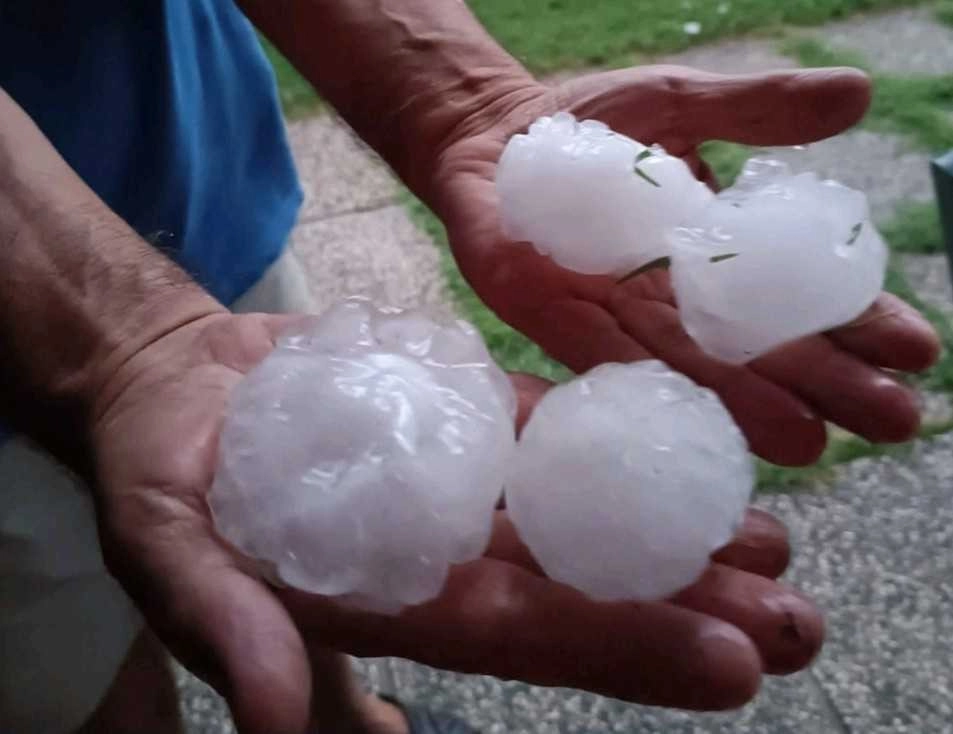 Ιταλία : Ακραία χαλαζόπτωση με ανέμους άνω των 119 χλμ/ώρα στην περιφέρεια Βένετο προκάλεσε τον τραυματισμό 110 ανθρώπων
