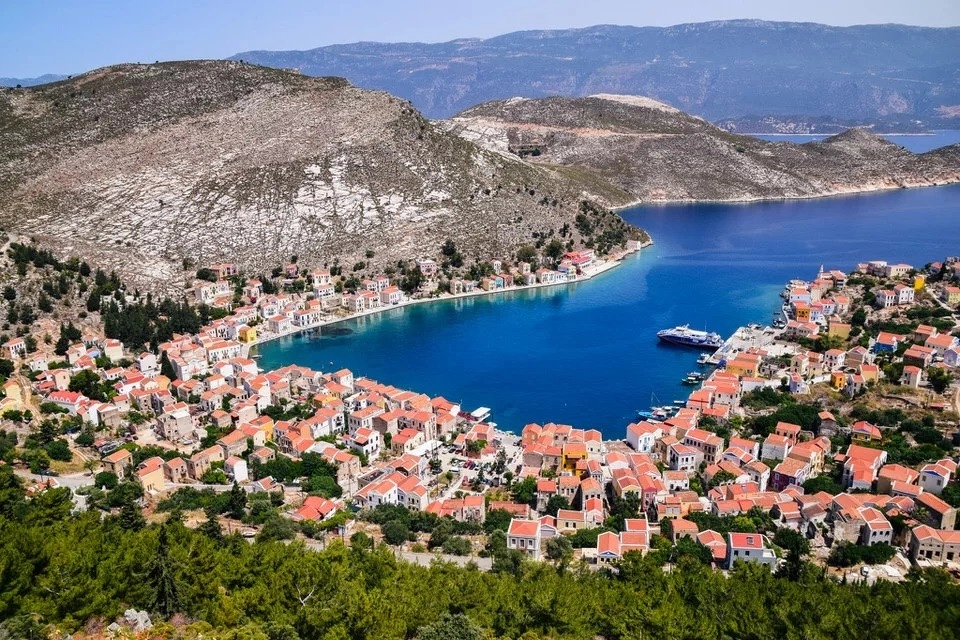 Πρόγνωση καιρού για το Σαββατοκύριακο : Ηλιοφάνεια στο μεγαλύτερο μέρος της χώρας - Θερμοκρασίες έως 28 βαθμούς κελσίου 