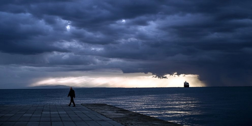 Τοπικές βροχές σε δυτική, βόρεια Ελλάδα και Ανατολικό Αιγαίο την Πέμπτη - Κακοκαιρία το Σάββατο σε όλη την χώρα