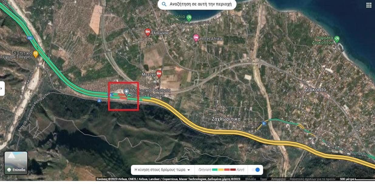 Κλειστή η εθνική οδός Αθηνών - Πατρών στο ύψος του Ελαιώνα της Αιγιαλείας λόγω πτώσεως φερτών υλικών στο οδόστρωμα απο την κακοκαιρία