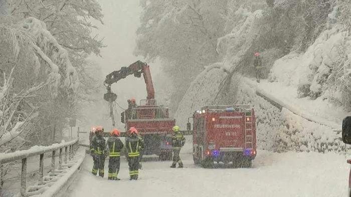 Αυστρία : Και η Βιέννη βιώνει μία από τις πιο χιονισμένες μέρες των τελευταίων ετών - Προβλήματα δημιουργήθηκαν στις συγκοινωνίες