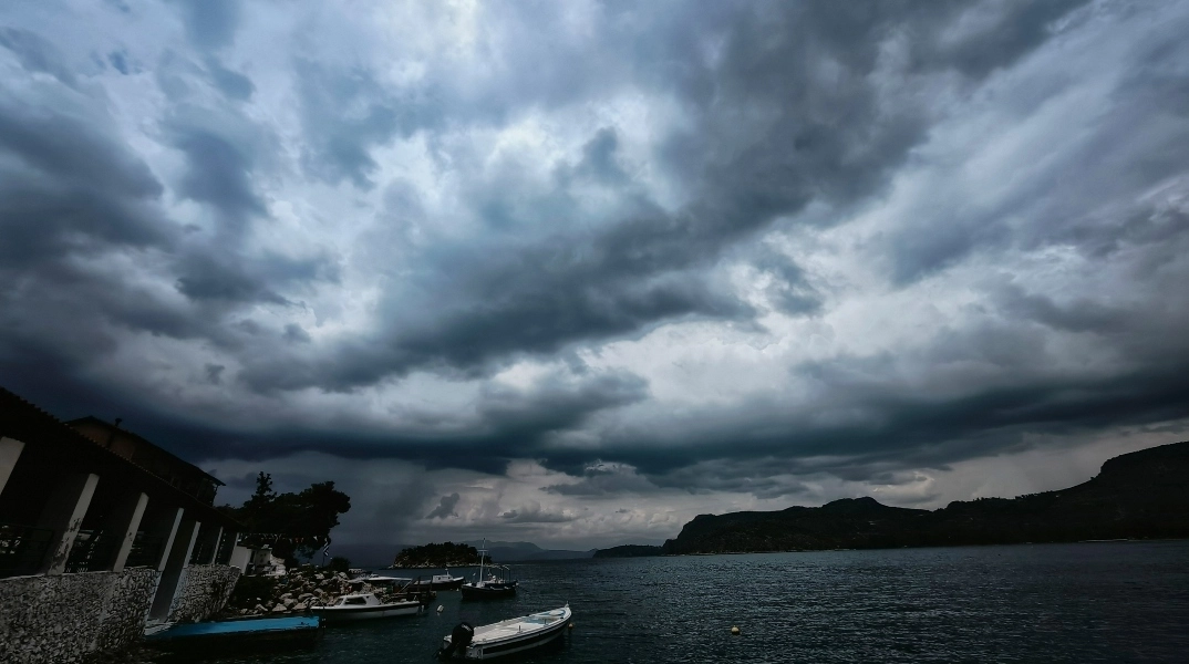Βροχές και τοπικές καταιγίδες αύριο Παρασκευή στην χώρα μας