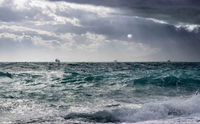 Με λίγα τοπικά φαινόμενα και ισχυρούς έως θυελλώδεις Βοριάδες αποχαιρετούμε τον Οκτώβρη