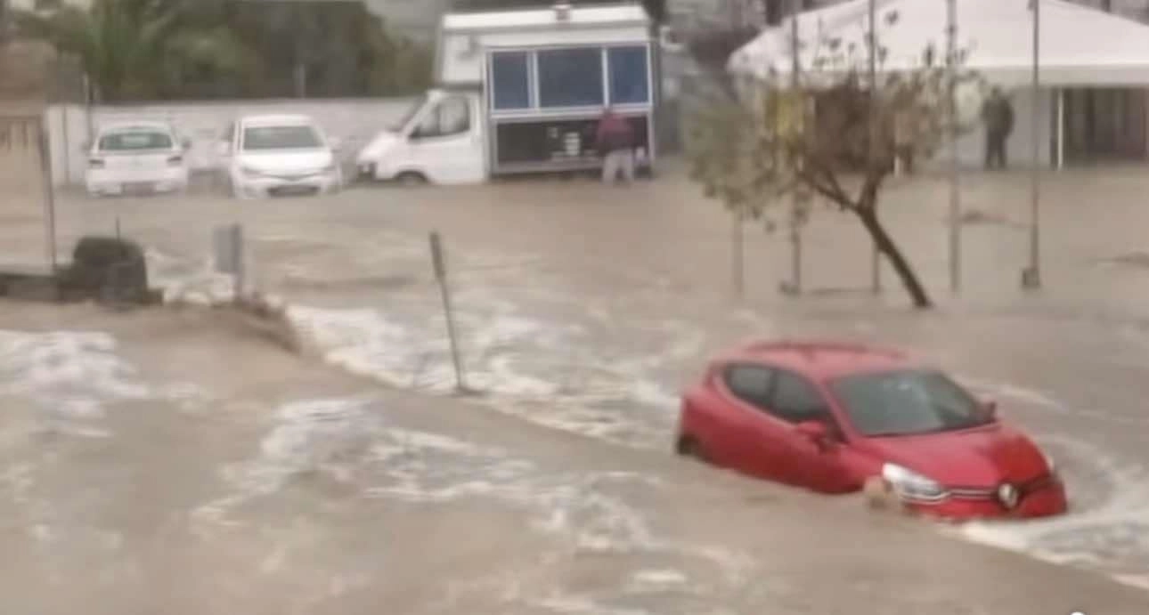 Σοβαρά πλημμυρικά φαινόμενα στο νησί της Λήμνου - Βίντεο δείχνει τη σοβαρότητα της κατάσστασης