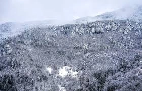 Παραμονή του κρύου και τη νέα εβδομάδα με χιονοπτώσεις στα ορεινά-Σταδιακή υποχώρηση από τα μέσα με βροχές και καταιγίδες