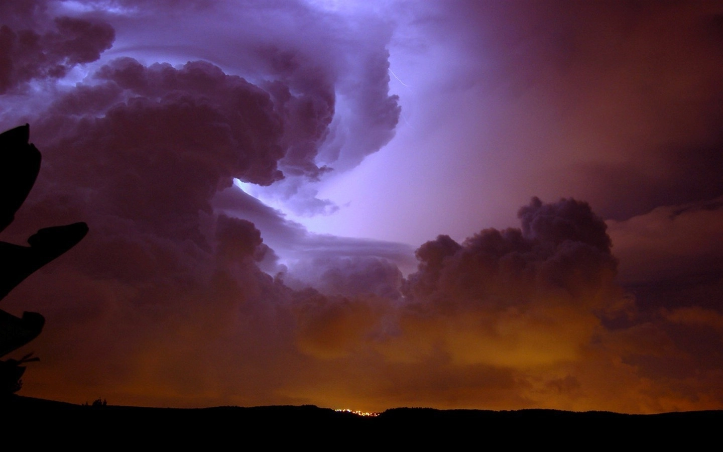 ⚡Εκτακτο δελτίο ισχυρών καταιγίδων στη χώρα την Πέμπτη 27-11-2025