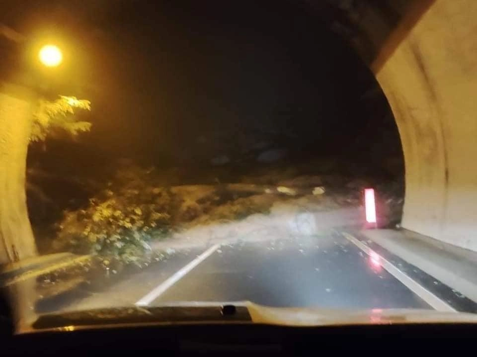 Kαταστροφικές εικόνες στην Σικελία. Πάνω από 600 mm σε ένα 48ωρο.