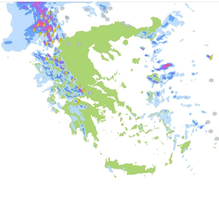 Βροχές και σποραδικές καταιγίδες - χιονοπτωσεις στα ορεινά. Ραγδαία επιδεινωση από το βράδυ.