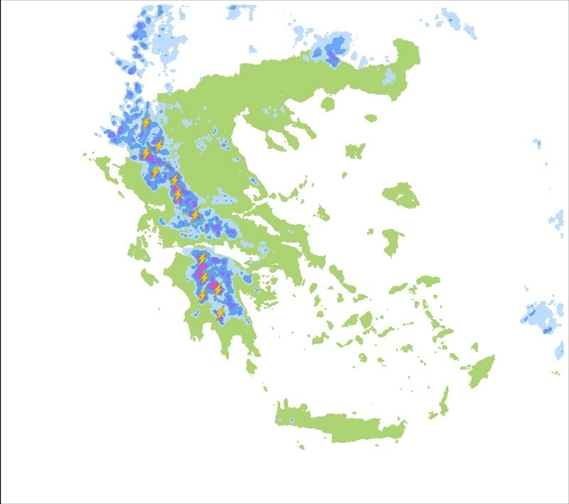 Τοπικά ισχυρές καταιγίδες στα ορεινά της Πίνδου και Πελοποννήσου. Δελτίο καιρού 17/5/2022