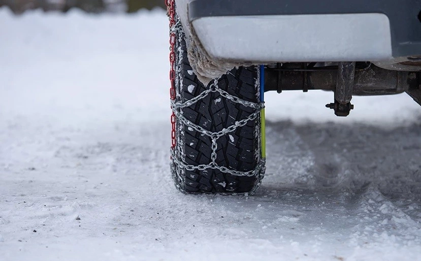 Που χρειάζονται αλυσίδες στην περιφέρεια της Δυτικής Ελλάδας και στην περιφέρεια Πελοποννήσου
