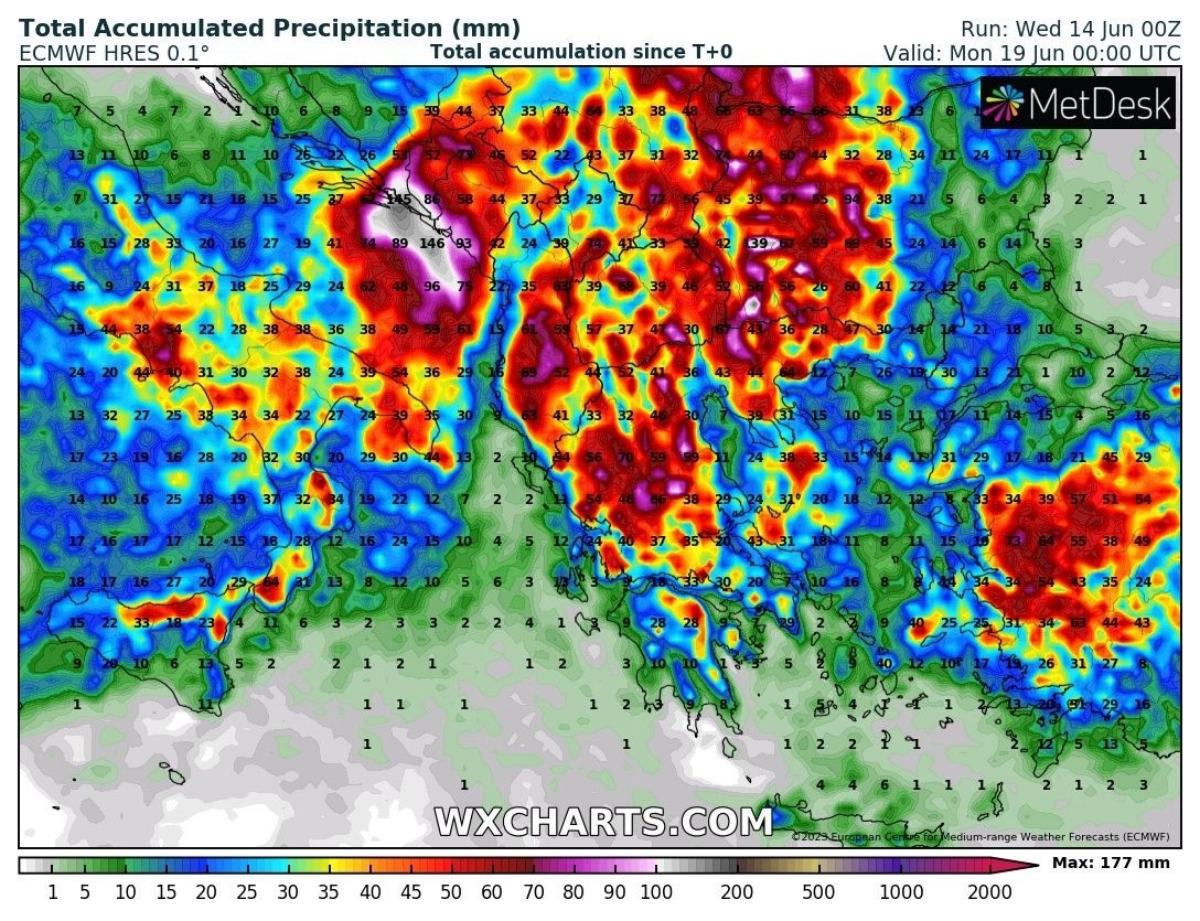 Εκτεταμένες πλημμύρες προκαλεί στα κεντρικά και νότια τμήματα της Ιταλίας το ισχυρό βαρομετρικό σύστημα που θα επηρεάσει την χώρα μας 