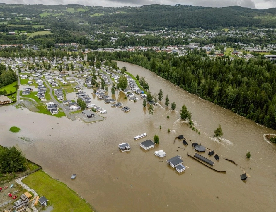 Νορβηγία: Κατέρρευσε τμήμα φράγματος &ndah; Χάος από την καταιγίδα Χανς
