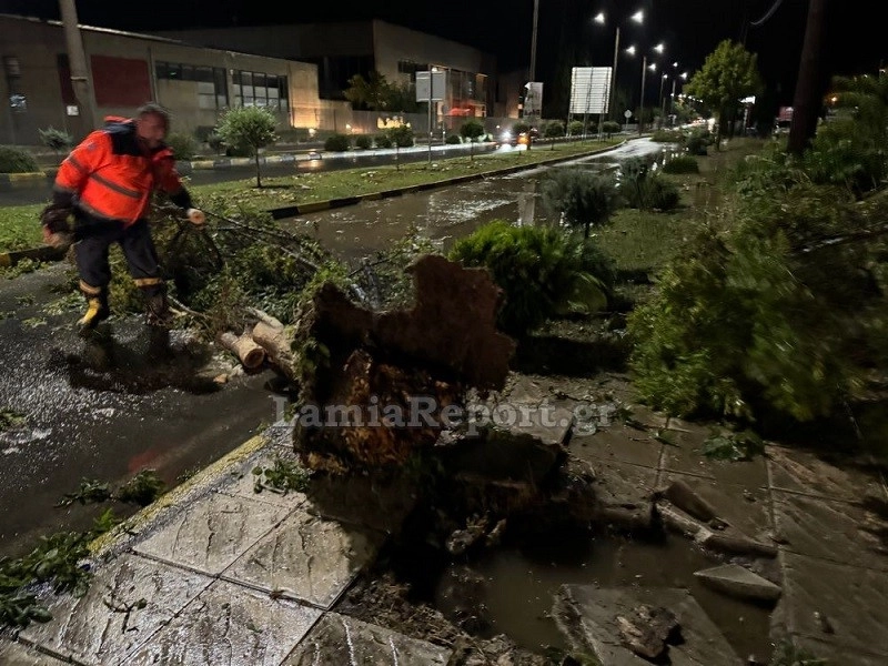 Ισχυρή καταιγίδα χτύπησε την πόλη της Λαμίας| Βίντεο φώτο
