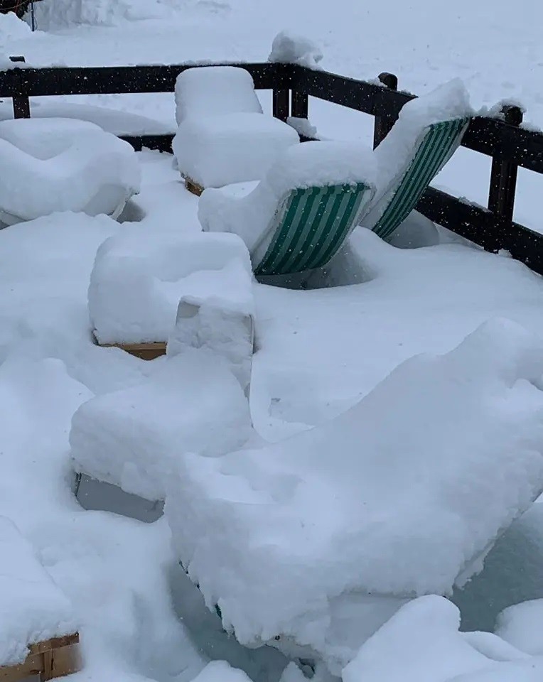 Πυκνό χιόνι στις Άλπεις: τουλάχιστον 70 εκατοστά φρέσκου χιονιού στο Verbano